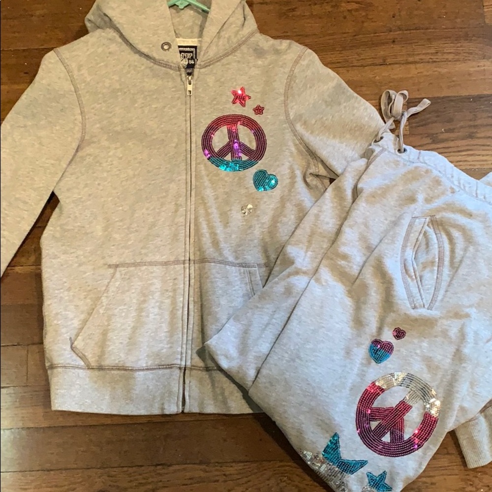 Victors Secret PINK pants and Hoddie